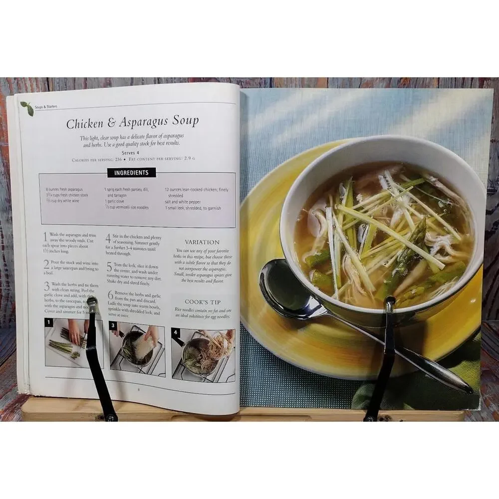 What's Cooking Low Fat by‎ Kathryn Hawkins
